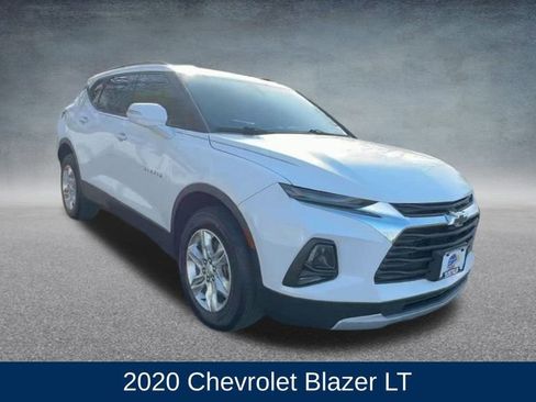 Used 2020 Chevrolet Blazer LT image 3