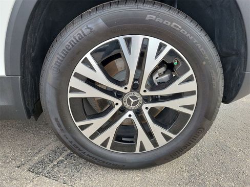 New 2025 Mercedes-Benz GLA 250 image 11