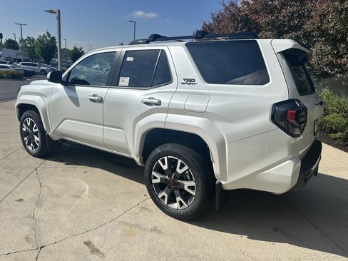 New 2026 Toyota 4Runner TRD Sport AWD/4WD image 7