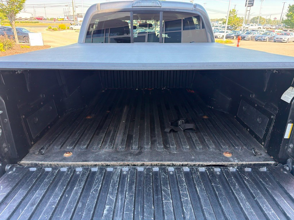 Used 2017 Toyota Tacoma SR5 w/ Tow Package RWD image 16