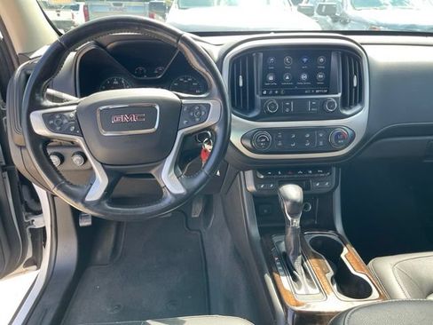 Used 2022 GMC Canyon Elevation w/ Elevation Premium Package AWD/4WD image 12