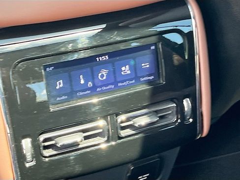 Used 2025 Lincoln Aviator Reserve w/ Equipment Group 201A AWD/4WD image 28