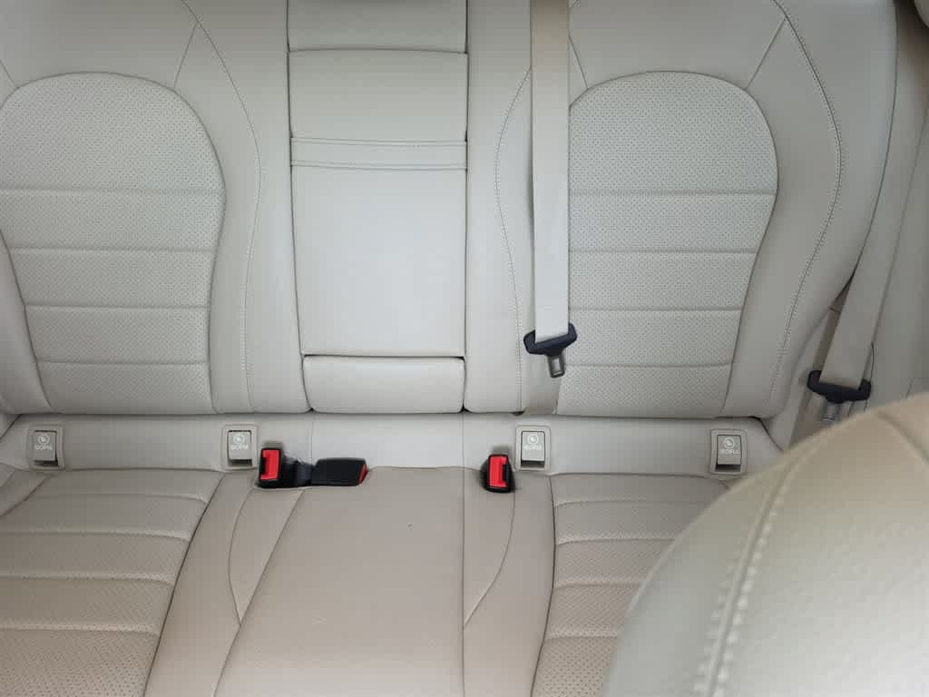 Used 2021 Mercedes-Benz GLC 300 4MATIC image 14