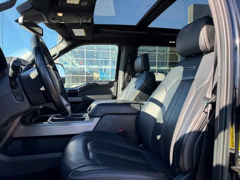 Used 2022 Ford F350 Platinum image 16