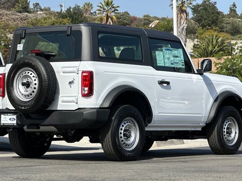 New 2026 Ford Bronco 2-Door AWD/4WD image 3