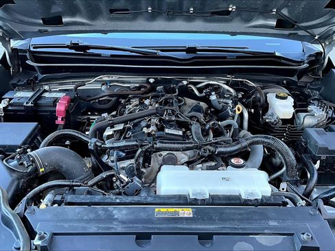 Used 2024 Toyota Tacoma TRD Off-Road image 29