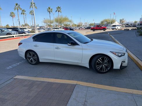 Used 2023 INFINITI Q50 Sensory image 4