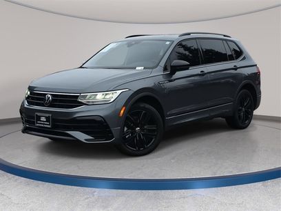 Used 2022 Volkswagen Tiguan SE R-Line