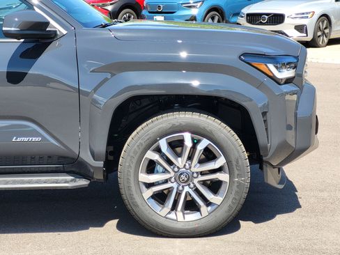 Certified 2026 Toyota 4Runner Limited AWD/4WD image 7