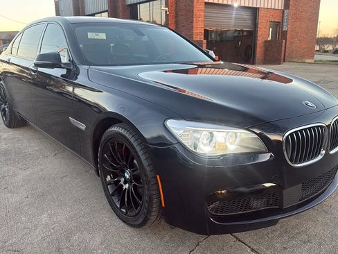 Used 2014 BMW 750Li xDrive AWD/4WD image 7
