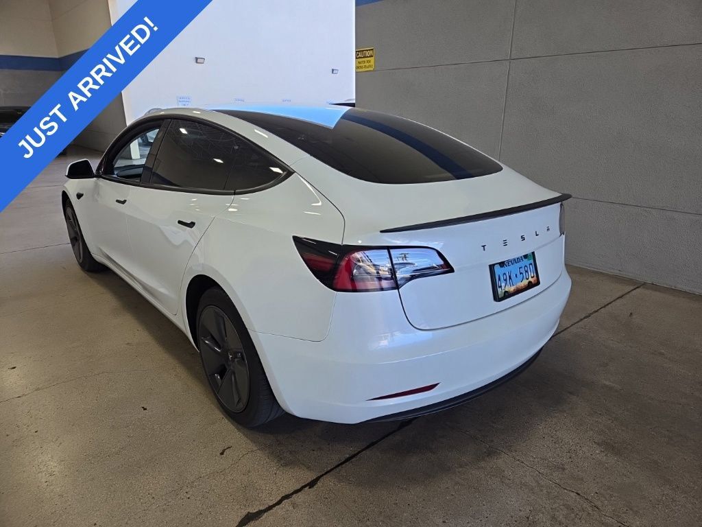 Used 2023 Tesla Model 3 Standard Range RWD image 3