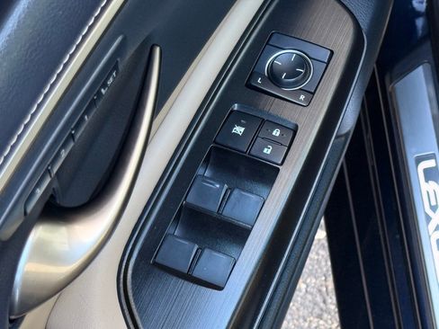 Used 2019 Lexus ES 350 Premium w/ Premium Package image 27