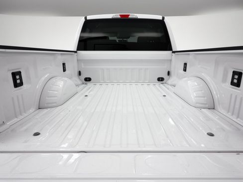 Used 2025 Ford F250 XLT w/ FX4 Off-Road Package AWD/4WD image 28