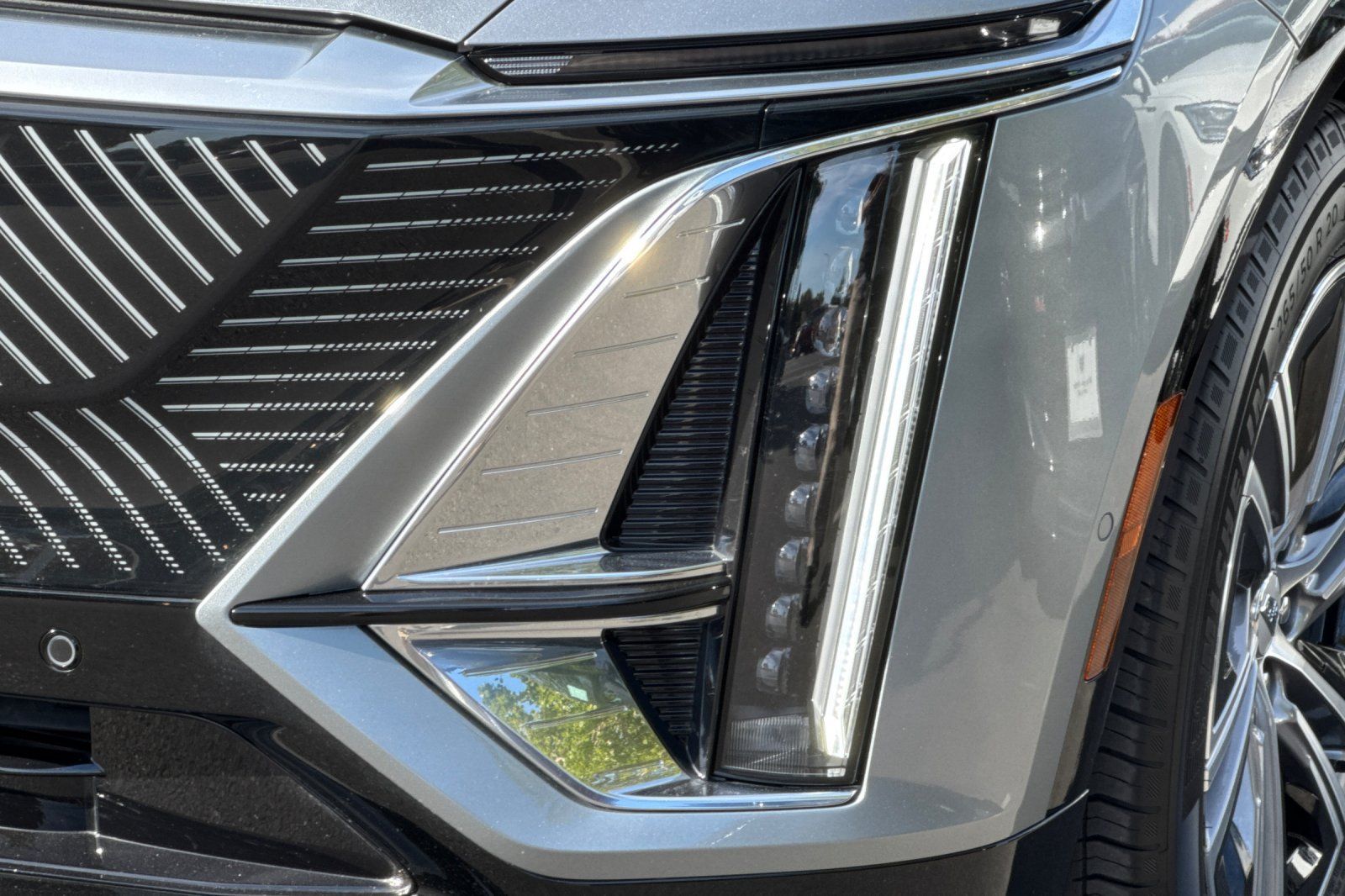 Certified 2024 Cadillac Lyriq Luxury RWD image 51