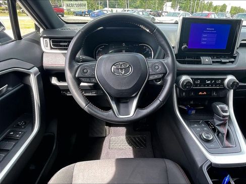Used 2023 Toyota RAV4 SE w/ Weather & Moonroof Package AWD/4WD image 17