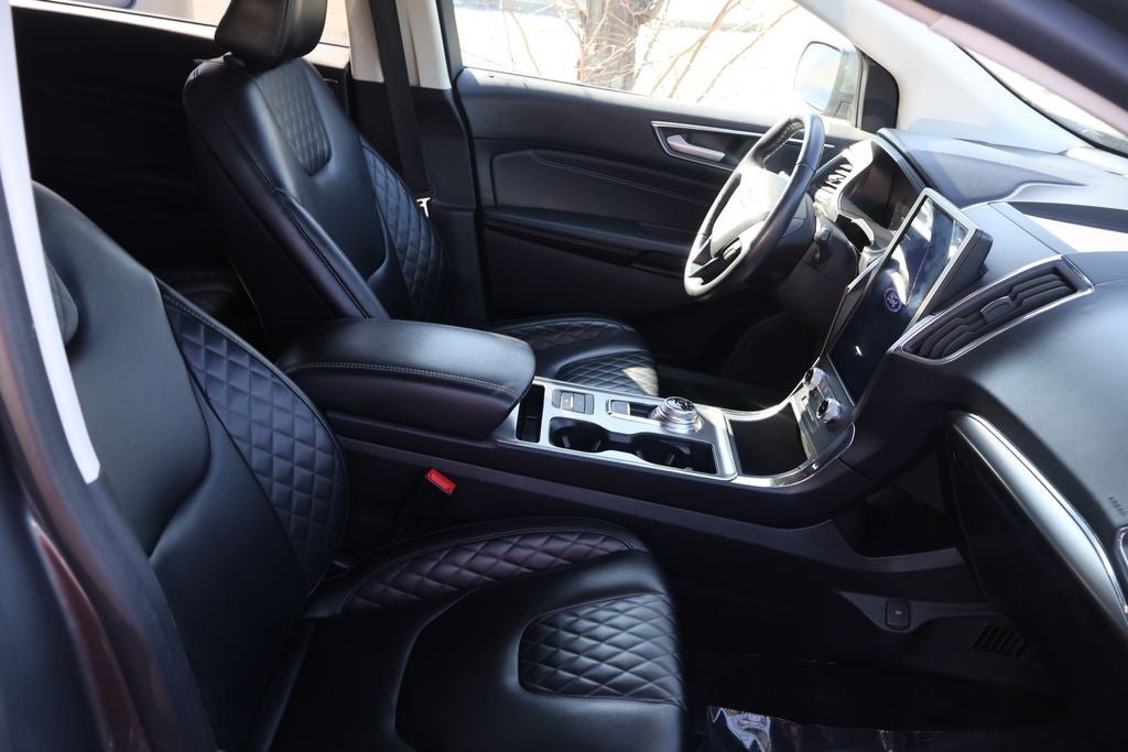Used 2024 Ford Edge Titanium AWD/4WD image 14