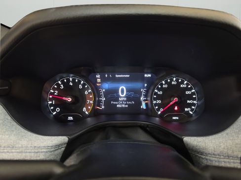 Used 2024 Jeep Compass Latitude image 13