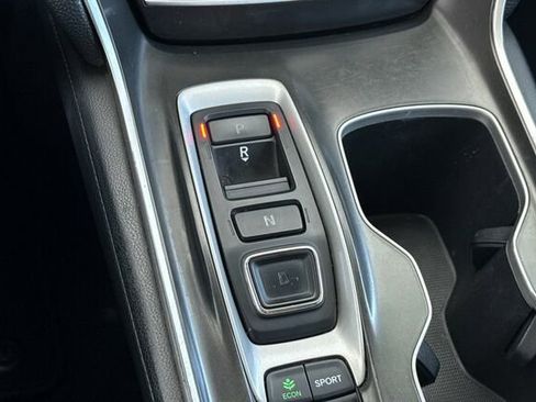 Used 2018 Honda Accord Touring image 21