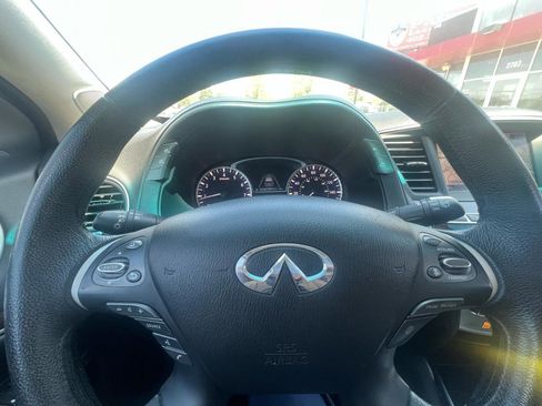 Used 2013 INFINITI JX35 AWD w/ Premium Pkg image 17