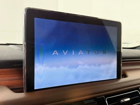 Used 2022 Lincoln Aviator Reserve w/ Equipment Group 201A image 20