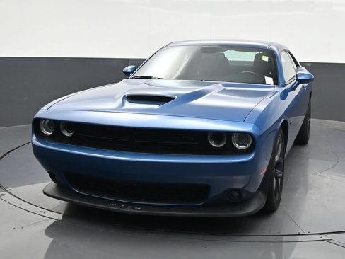 Used 2021 Dodge Challenger R/T w/ Blacktop Package RWD image 9