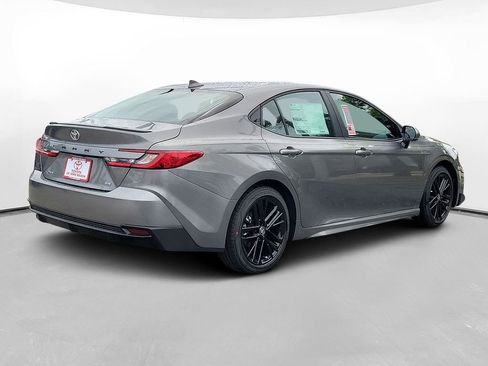 New 2026 Toyota Camry SE image 6