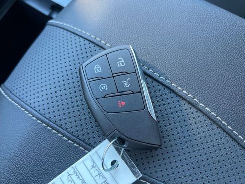 New 2026 Chevrolet Traverse High Country w/ LPO, Floor Liner Package image 40