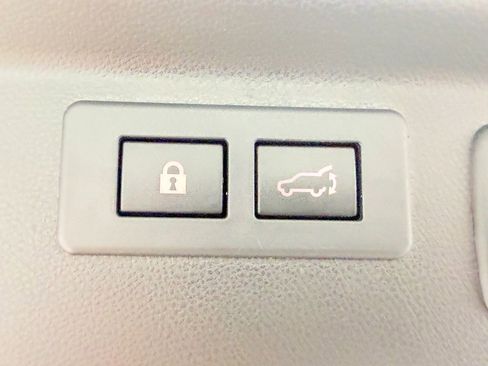 Used 2019 Subaru Forester Premium image 34