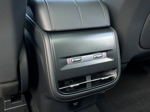 New 2026 Lincoln Nautilus Reserve image 14