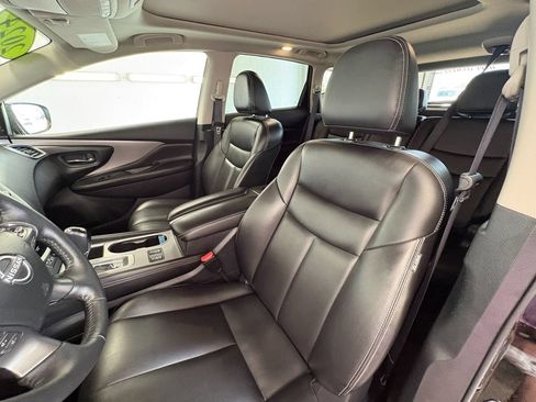 Used 2024 Nissan Murano SV AWD/4WD image 13