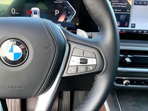 Used 2025 BMW X5 xDrive40i w/ Executive Package AWD/4WD image 24