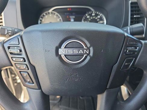 Used 2022 Nissan Frontier SV image 22
