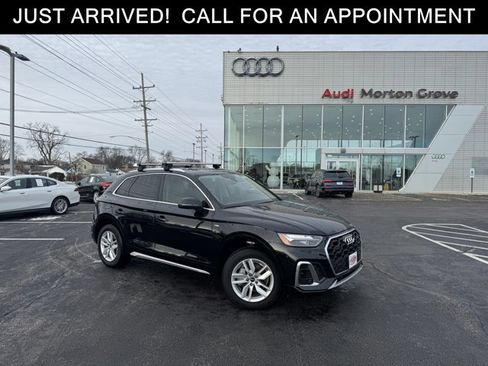 Used 2023 Audi Q5 2.0T Premium w/ Convenience Package image 1