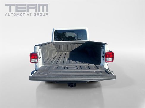 Certified 2024 Jeep Gladiator Sport image 13