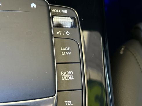 Used 2023 Mercedes-Benz CLA 250 image 28