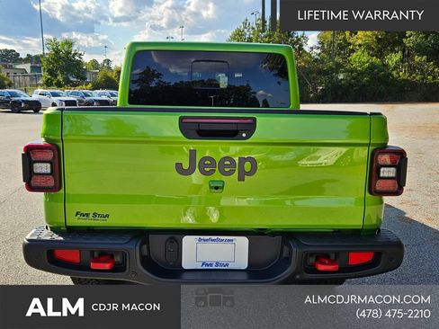 New 2025 Jeep Gladiator Rubicon AWD/4WD image 11