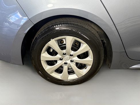 Used 2024 Toyota Corolla LE image 32