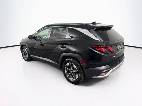 Used 2025 Hyundai Tucson SEL FWD image 5