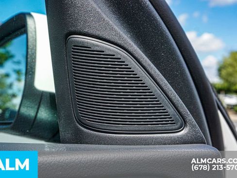 Used 2025 Mercedes-Benz C 300 Sedan image 51