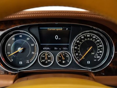 Used 2016 Bentley Flying Spur V8 AWD/4WD image 36