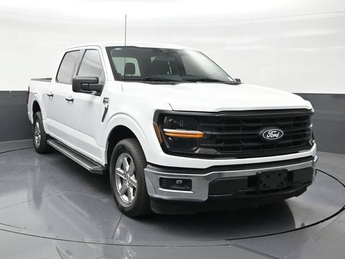 Used 2025 Ford F150 XLT w/ Equipment Group 301A Standard RWD image 7