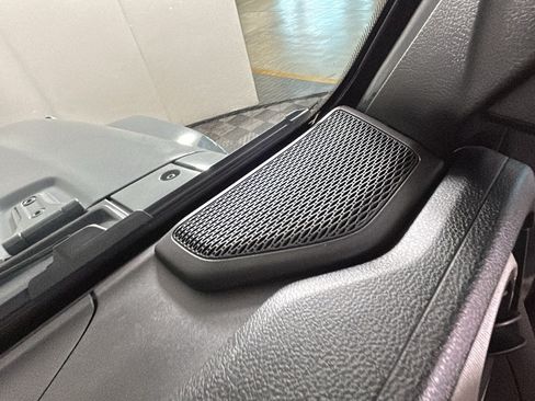Used 2024 Jeep Wrangler Unlimited w/ Convenience Group AWD/4WD image 29