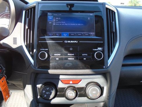 Used 2018 Subaru Crosstrek 2.0i Premium w/ Moonroof Package image 14