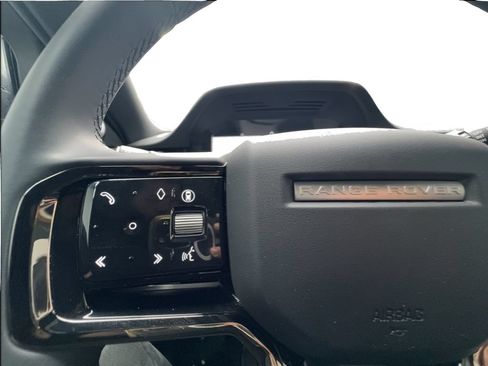 Used 2026 Land Rover Range Rover Evoque S AWD/4WD image 34