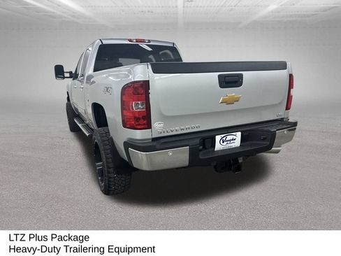 Used 2014 Chevrolet Silverado 2500 LTZ w/ LTZ Plus Package AWD/4WD image 10