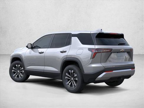 New 2026 Chevrolet Equinox LT image 4