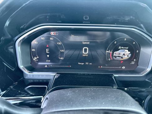 New 2026 GMC Sierra 1500 SLT image 30