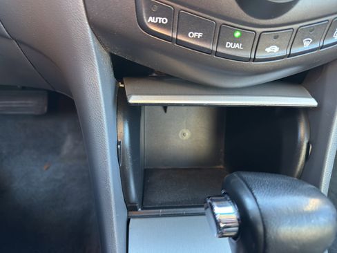 Used 2004 Honda Accord EX image 19