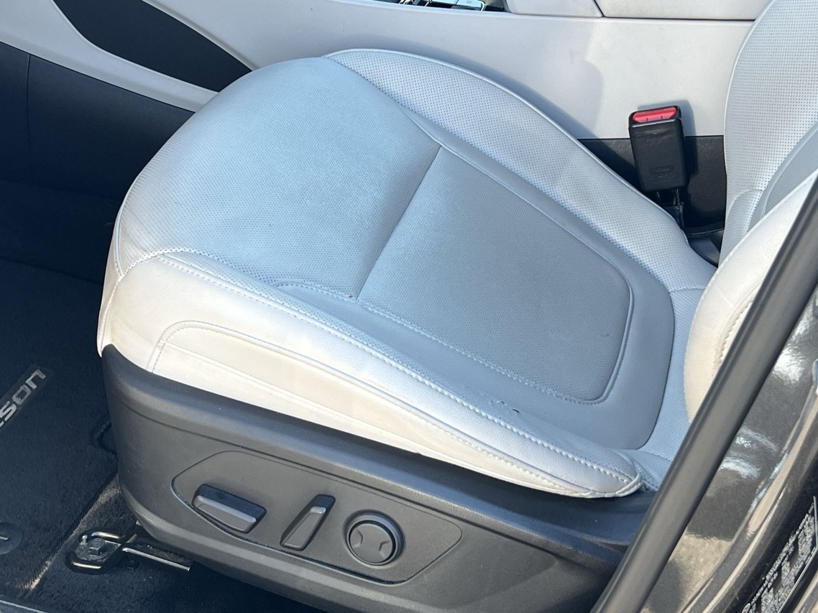 Used 2023 Hyundai Tucson SEL w/ Convenience Package FWD image 15
