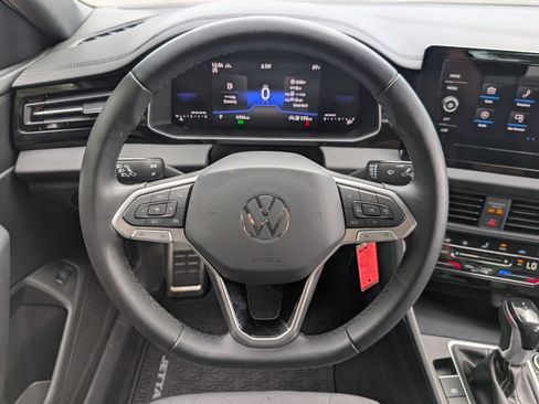 Used 2026 Volkswagen Jetta Sport FWD image 23